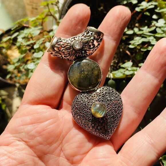 Labradorite Sterling Silver Statement Pendant - Picture 7 of 7